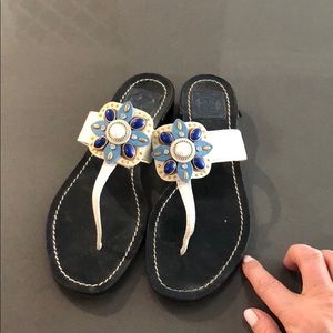 flat sandals